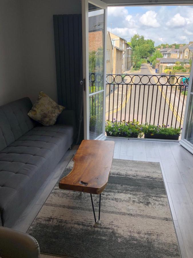 Adam And Eve Street Apartment Кембридж Экстерьер фото