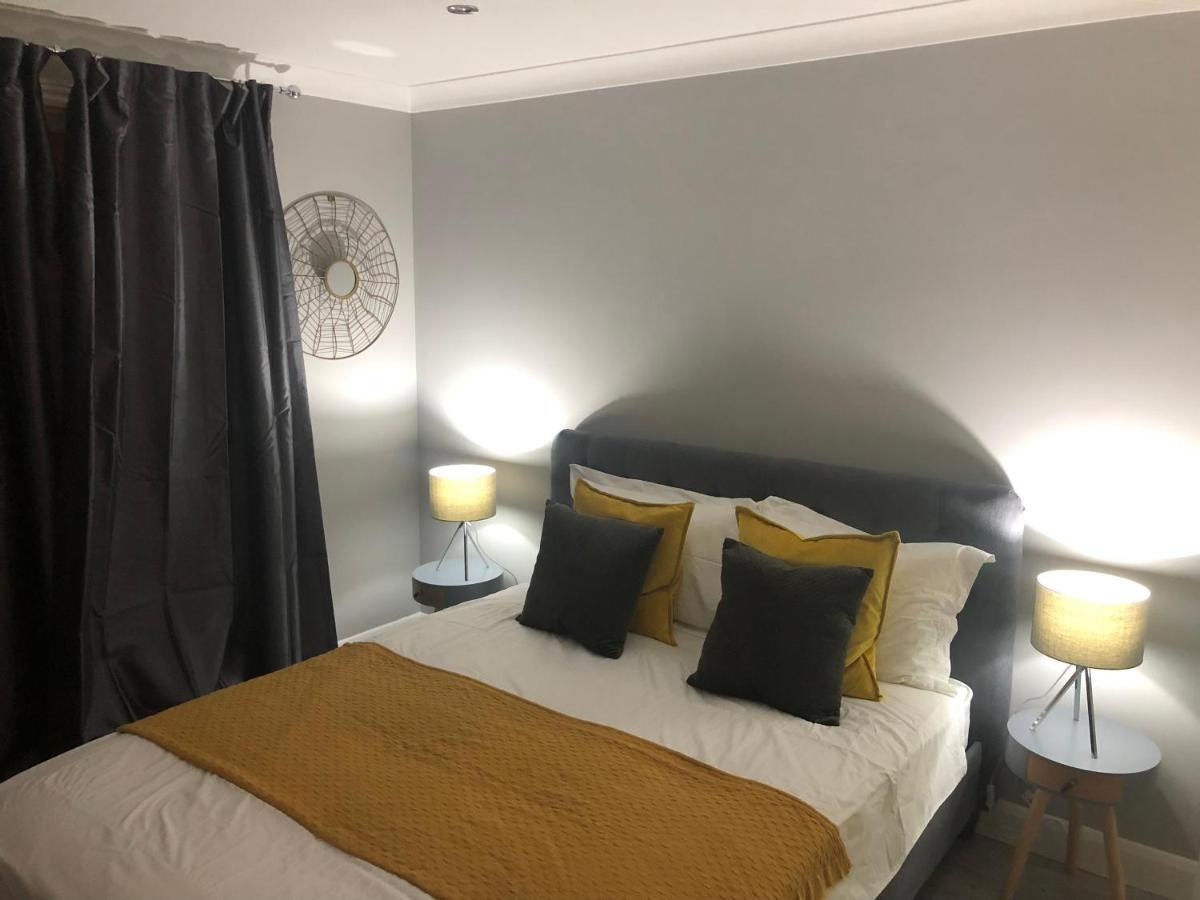 Adam And Eve Street Apartment Кембридж Экстерьер фото